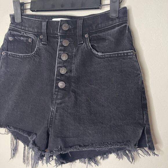 Abercrombie & Fitch Curve Love The Mom Short High Rise Black Denim - Size 24/00 - Picture 2 of 6